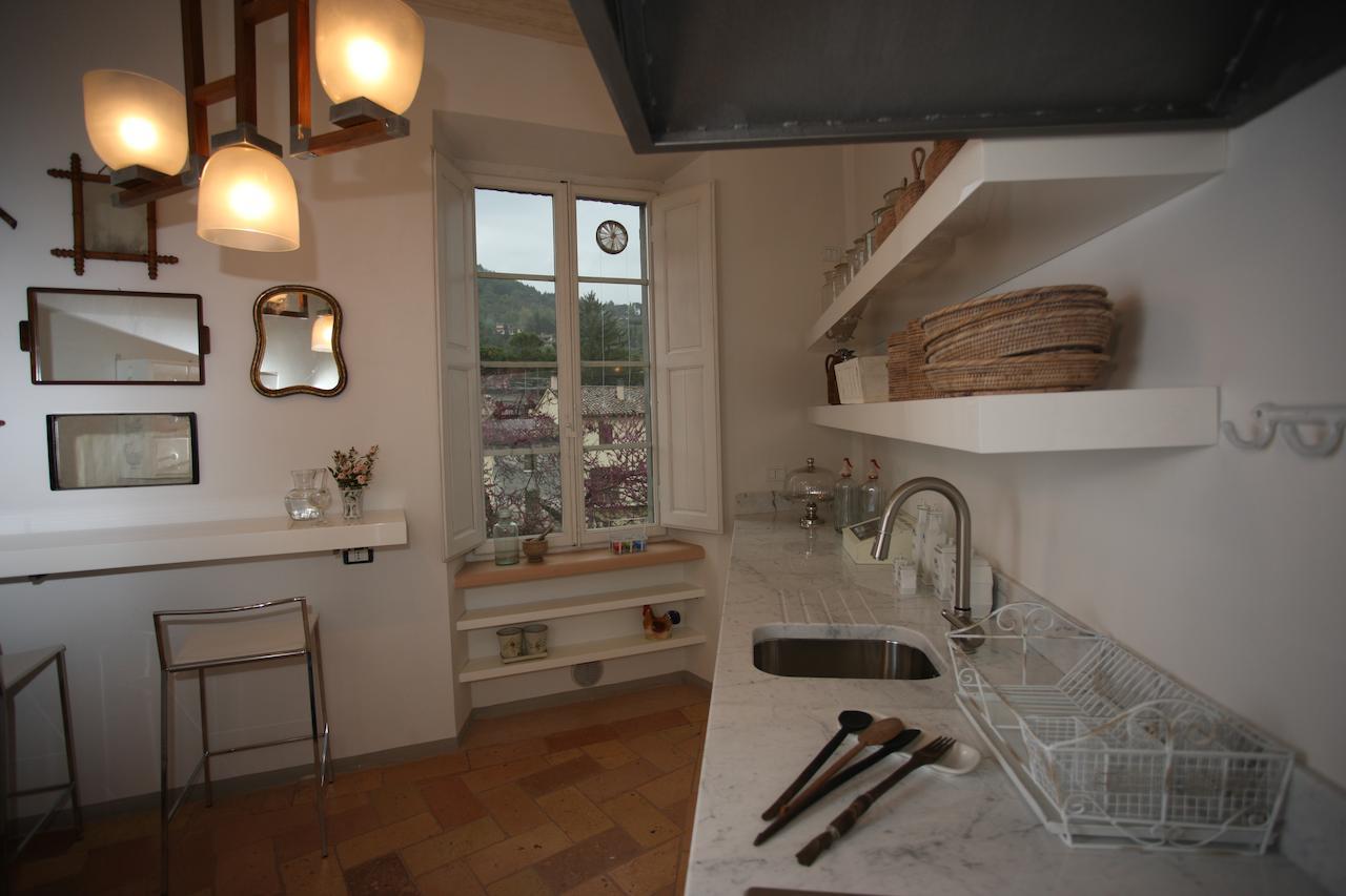 SantʼAngelo in Vado Palazzo Santinelli Bed & Breakfast エクステリア 写真