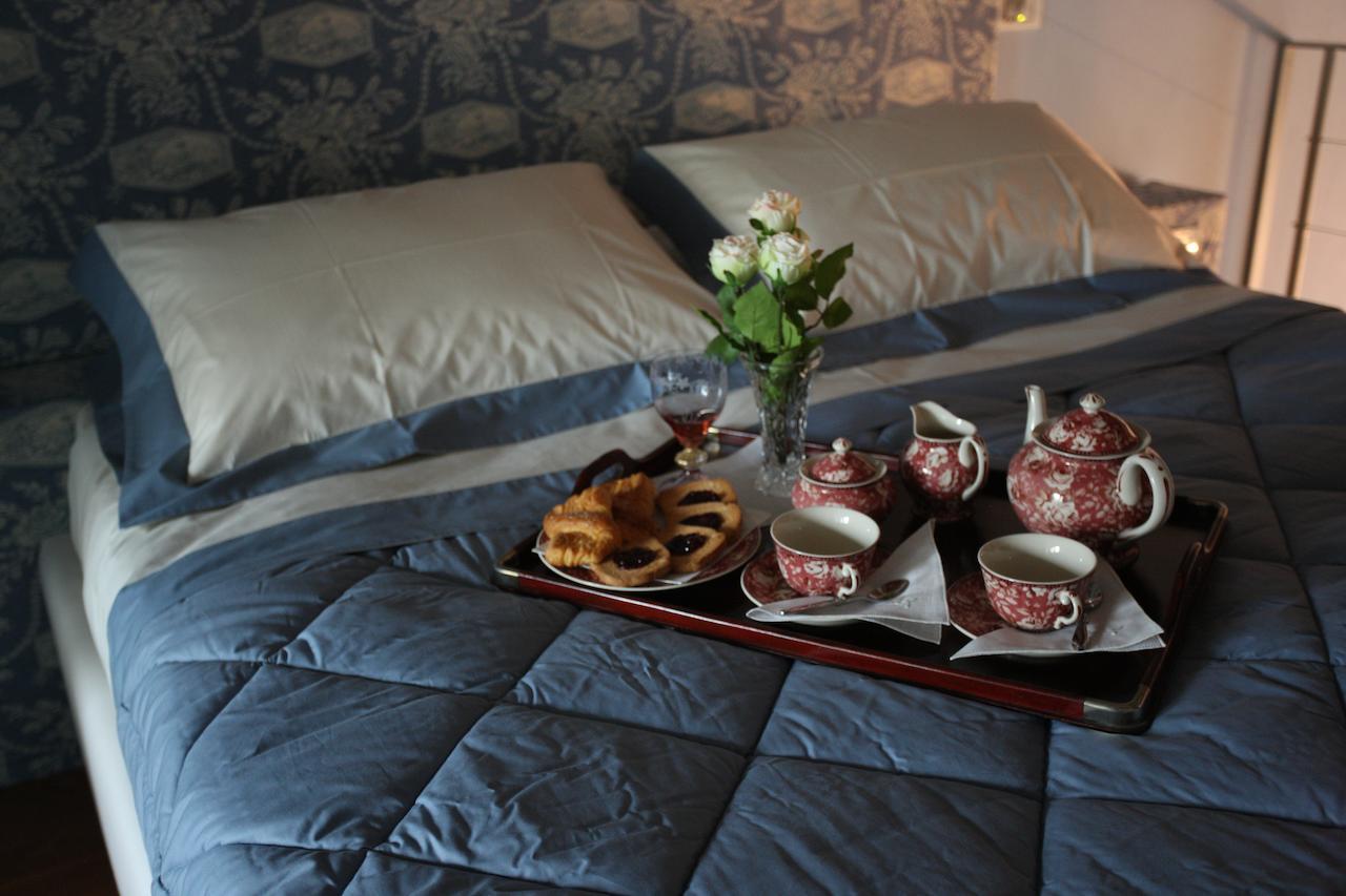 SantʼAngelo in Vado Palazzo Santinelli Bed & Breakfast 部屋 写真